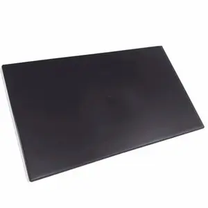 Desempenadeira Plástica 18x30cm Super Lisa Preta Castor