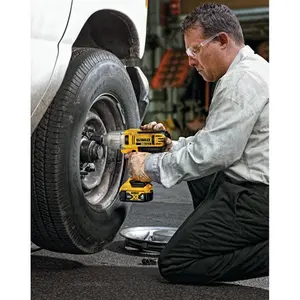 Chave de Impacto 1/2" Dewalt C/ 2 Baterias 20v MAX de 4Ah DCF889M2-B2