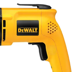 220v, Parafusadeira de Alto Torque 1/4" Dewalt 540w DW257