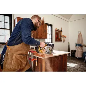 Serra Circular 7.1/4" (184.15mm) Dewalt 20v MAX S/ Bateria DCS570B