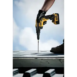 Parafusadeira Com Controle de Torque 1/4" Dewalt S/ Bateria DCF622B