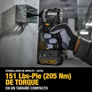 Combo Dewalt McLaren 20V Furadeira 1/2” + Parafusadeira 1/4” DCK200ME2GT-BR