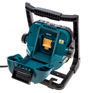 220v, Refletor Híbrido Led 360º Makita DML805 à Bateria / Elétrico