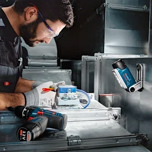 Lanterna Com 10 LEDs Bosch GLI12V 330, Sem Bateria e Carregador